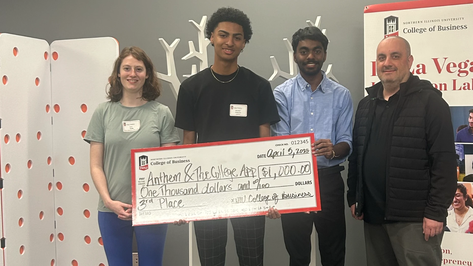 71 North Partnership Studio Members Shine at Third Annual De La Vega Pitch Competition  